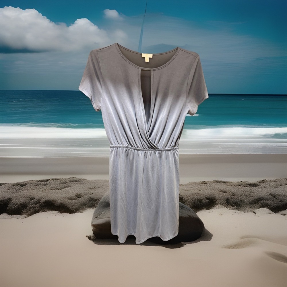 C Brand Modern Fashion Forward T Shirt Dress Size Small Short Sleeve Pullover